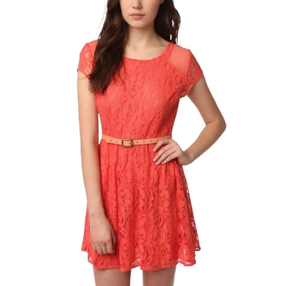 𝅺URBAN Outfitters Coincidence and Chance Revel Coral Lace Minidress